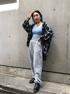 「スウエットパンツ」｜「アイテム（キャミソール）」を使った、yukoさん（レディース・158cm）の春コーディネート