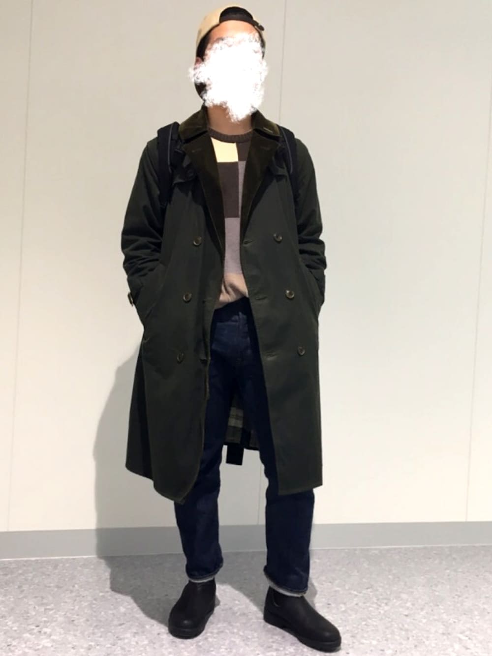 「北海道、旅行、Hender Scheme、BACH、barbour、RESOLUTE、blandstone」｜「BarbourのBarbour /  WHITLEY トレンチコート（トレンチコート、グリーン系）」を使った、つしよさん（メンズ・170cm）の春コーディネートの1枚目の写真