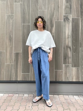 「MANEBU（マネブ）のアイテム（サンダル）」を使った、小林さん（メンズ・180cm）の春コーディネート