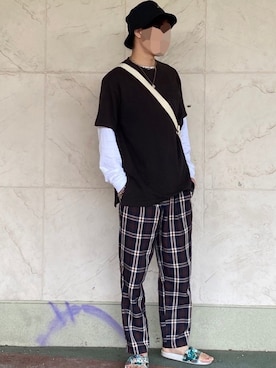 「VANS（バンズ）のアイテム（サンダル）」を使った、ひでさと✴︎さん（メンズ・175cm）の夏コーディネート