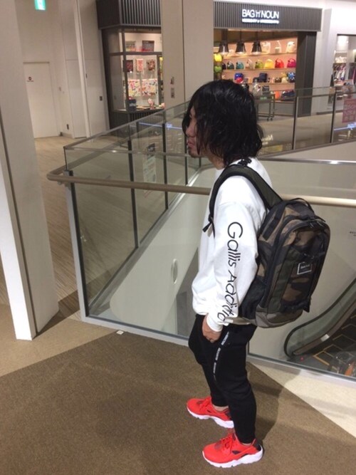 Ryo Jackrose大阪expocity店 Gallis Addictionのtシャツ カットソーを使ったコーディネート Wear