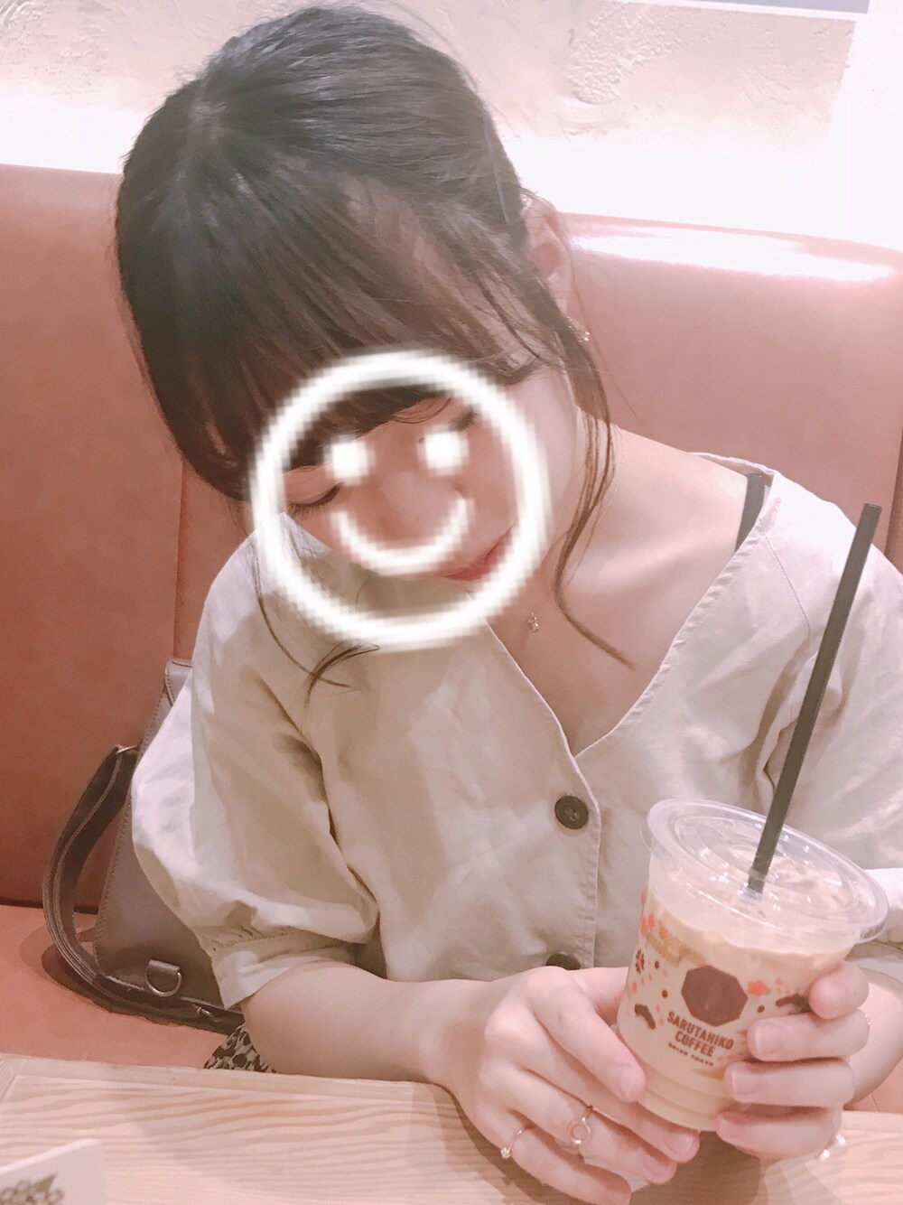 「GU、GUコーデ、リネン」｜「GUのアイテム（シャツ/ブラウス、ベージュ系）」を使った、sakiさん（レディース・147cm）の夏コーディネートの1枚目の写真