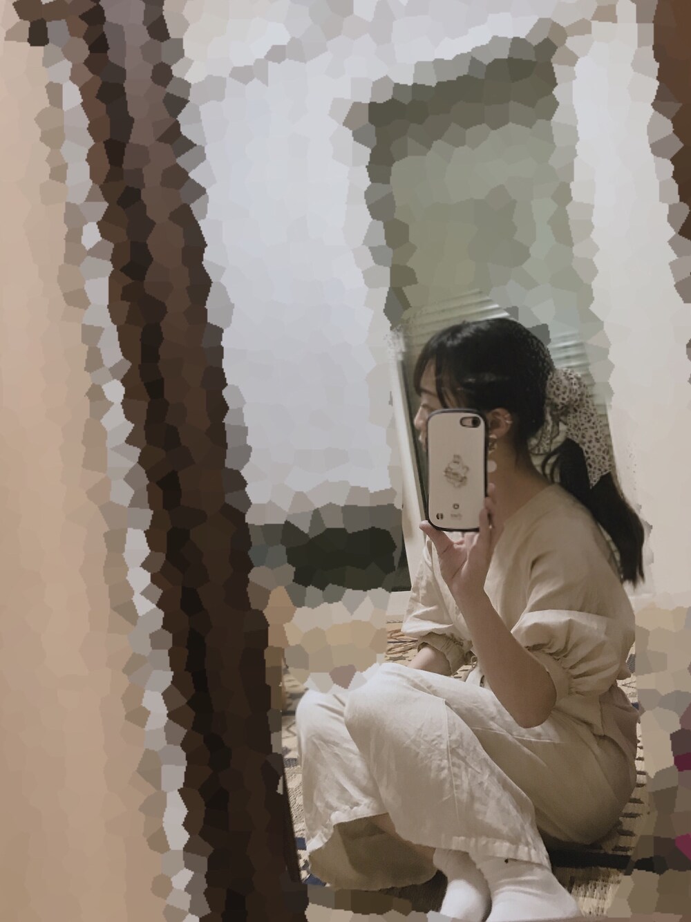 「リネン、リネンパンツ、リネントップス、GU」｜「GUのアイテム（シャツ/ブラウス、ベージュ系）」を使った、sakiさん（レディース・147cm）の夏コーディネートの1枚目の写真