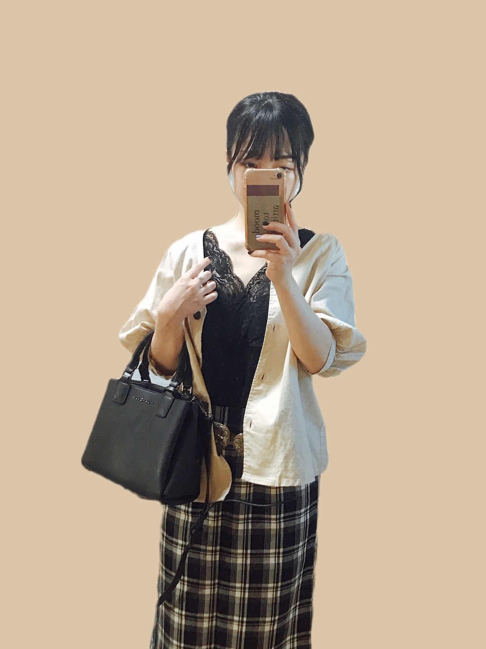 「低身長、低身長コーデ、burberry、モノトーンコーデ、WHO’S WHO gallery、GU、GRL、ラクチンコーデ、きれいめカジュアル、ブラック」｜「GRLのパット入りレースタンクトップ（タンクトップ、ブラック系）」を使った、sakiさん（レディース・147cm）の夏コーディネートの1枚目の写真
