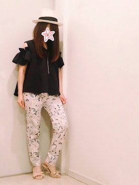 「オープンショルダー」｜「アイテム（帽子）」を使った、ne-neさん（レディース・150cm）の夏コーディネート