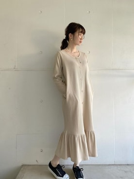 「Green　Parks（グリーンパークス）の・SUGAR SPOON 2wayリブスソフリルワンピ（ワンピース/ドレス、ベージュ系）」を使った、koyamaaaaaさん（レディース・162cm）の春コーディネート