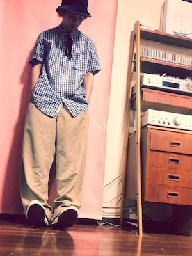 「VINTAGE（ヴィンテージ）のアイテム（チノパンツ）」を使った、鬼澤駿天【boucle】さん（メンズ・172cm）の夏コーディネート