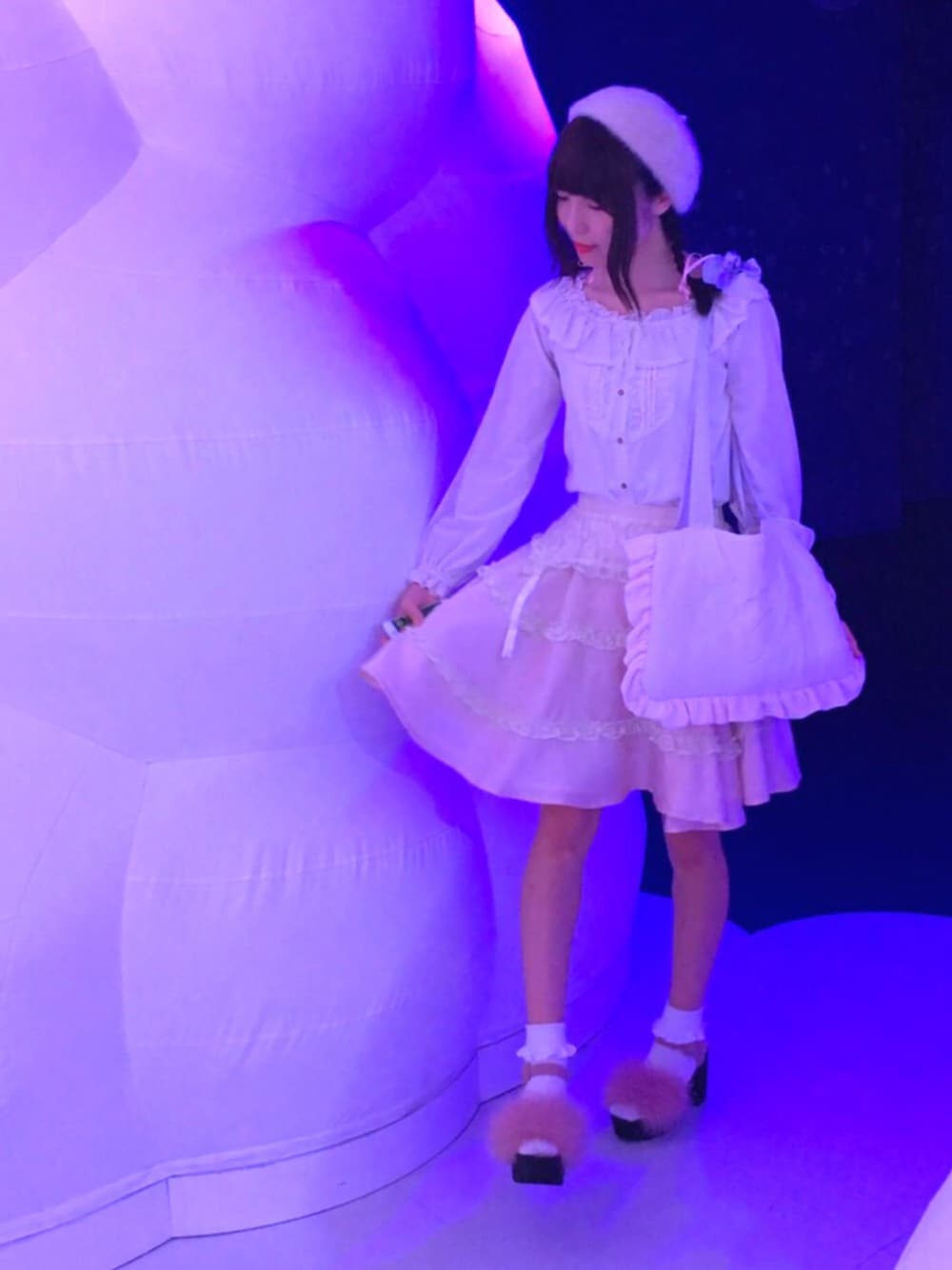 「ベレー帽、休日スタイル、ロリータ、BonBon、LIZLISA、秋、サンリオピューロランド、LIZ LISA、rosemarieseior」｜「RoseMarie seoirのアイテム（スカート、ピンク系）」を使った、あいりんさん（レディース・164cm）の秋コーディネートの1枚目の写真