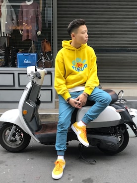 「CONVERSE（コンバース）のアイテム（その他トップス）」を使った、黃世昆さん（メンズ・168cm）の冬コーディネート
