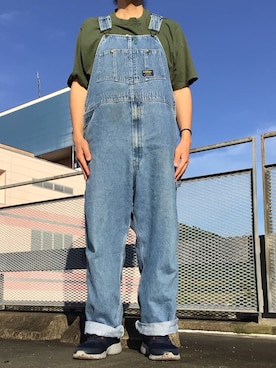 「OSHKOSH（オシュコシュ）のアイテム（サロペット/オーバーオール）」を使った、ks111さん（メンズ・169cm）の夏コーディネート