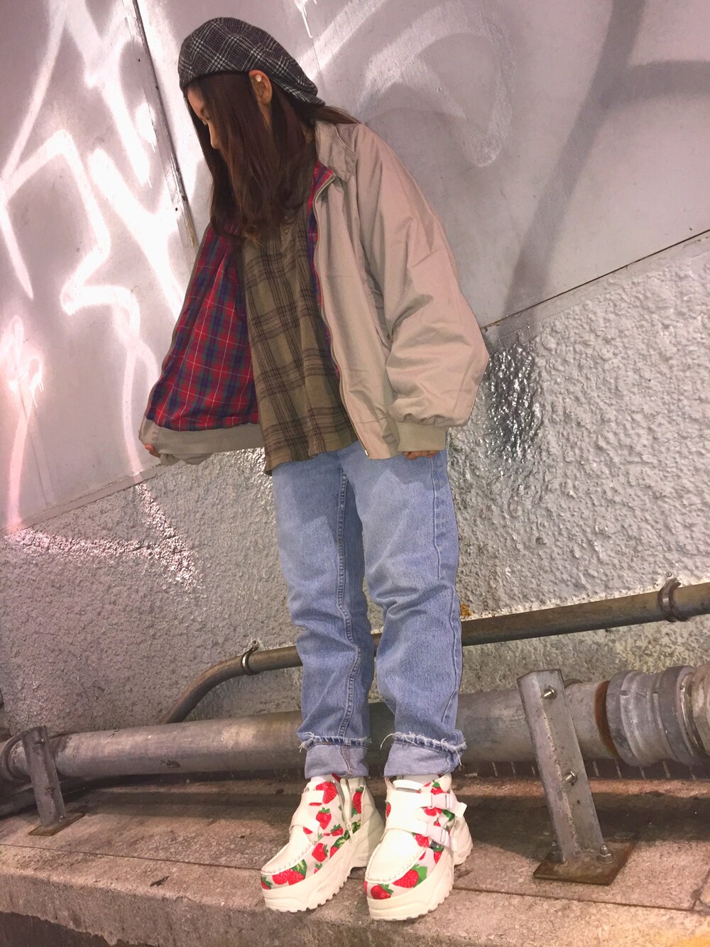 「冬コーデ、オジかわ、古着、BEAMS、levi’s、YOSUKE、古着好きな人と繋がりたい」｜「おじかわBEAMSのアイテム（ハンチング/ベレー帽、グレー系）」を使った、⚡︎✩Kocchon︎✩⚡︎さん（レディース・153cm）の冬コーディネートの1枚目の写真