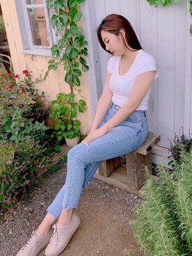 Liz Chenさんのコーディネート