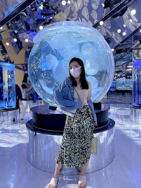 Liz Chenさんのコーディネート