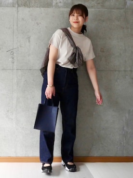 「アイテム（シャツ/ブラウス、ブラウン系）」を使った、こすぱっしょんゆりえさん（レディース・165cm）の春コーディネート