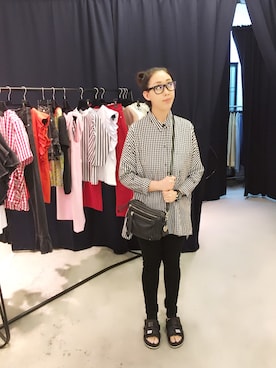 「Marc by Marc Jacobs（マークバイマークジェイコブス）のアイテム（メッセンジャーバッグ）」を使った、popcorn さん（レディース・165cm）の冬コーディネート