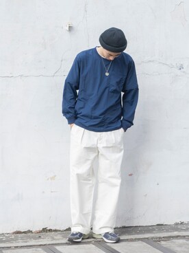「CONVERSE TOKYO（コンバーストウキョウ）のアイテム（パンツ）」を使った、陈百万さん（メンズ・175cm）の冬コーディネート