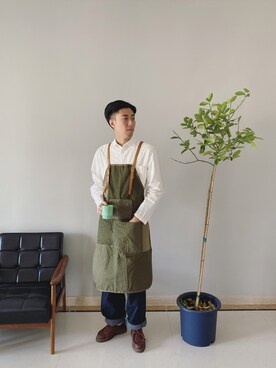 「Paraboot」｜「アイテム（オールインワン・サロペット）」を使った、陈百万さん（メンズ・175cm）の秋コーディネート