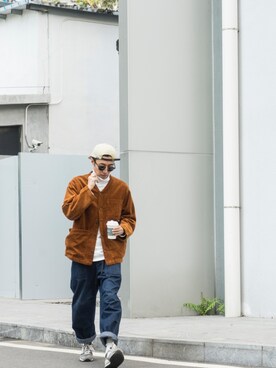 「通勤穿搭」｜「アイテム（ノーカラージャケット）」を使った、陈百万さん（メンズ・173cm）の秋コーディネート