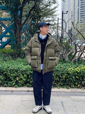 「通勤穿搭」｜「アイテム（ダウンジャケット/コート）」を使った、陈百万さん（メンズ・173cm）の冬コーディネート