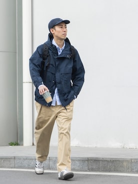 「通勤穿搭」｜「アイテム（トレンチコート）」を使った、陈百万さん（メンズ・174cm）の春コーディネート
