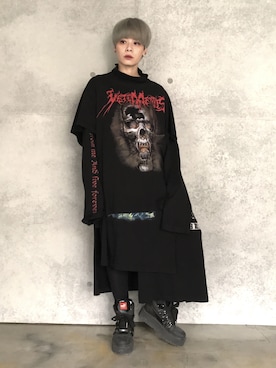 VETEMENTS（ヴェトモン）のワンピース/ドレスを使った人気ファッション