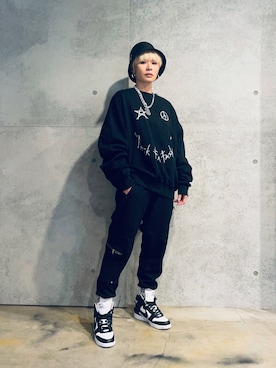 「PRADA（プラダ）のアイテム（キャップ）」を使った、Joycechangさん（レディース・163cm）の冬コーディネート