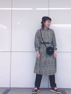 「袖ボリューム」｜「アイテム（ジャンパースカート）」を使った、marinoさん（レディース・160cm）の秋コーディネート