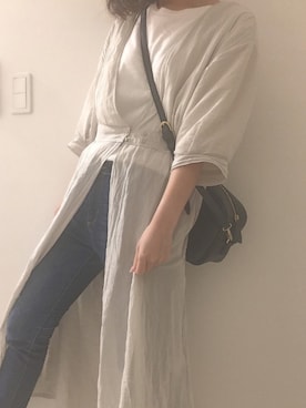 「透け感」｜「アイテム（その他アウター）」を使った、りりさん（レディース・157cm）の春コーディネート
