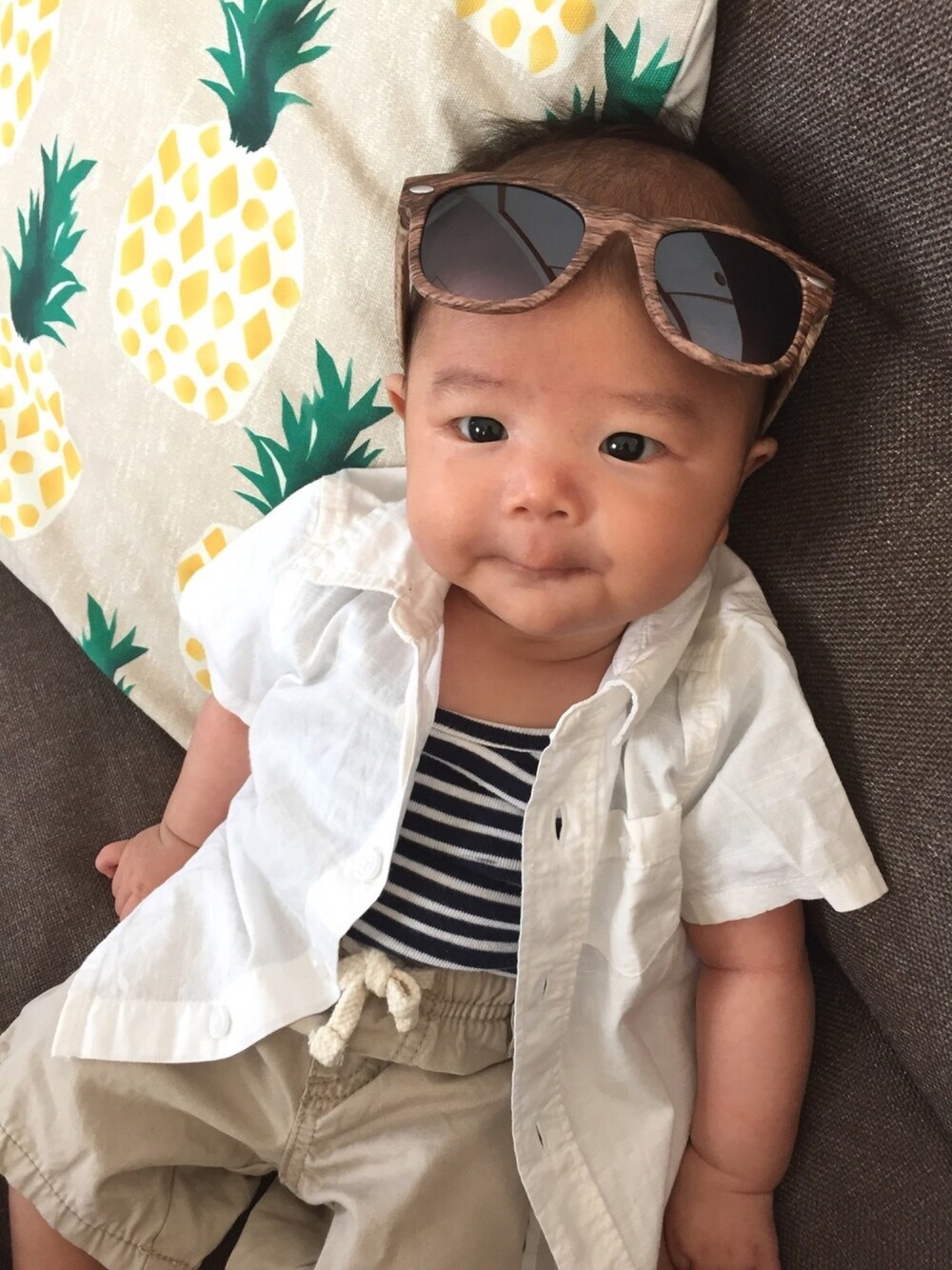 「Carter'sのアイテム（肌着、ブルー系）」を使った、to'n'soさん（キッズ・60cm）の秋コーディネートの1枚目の写真