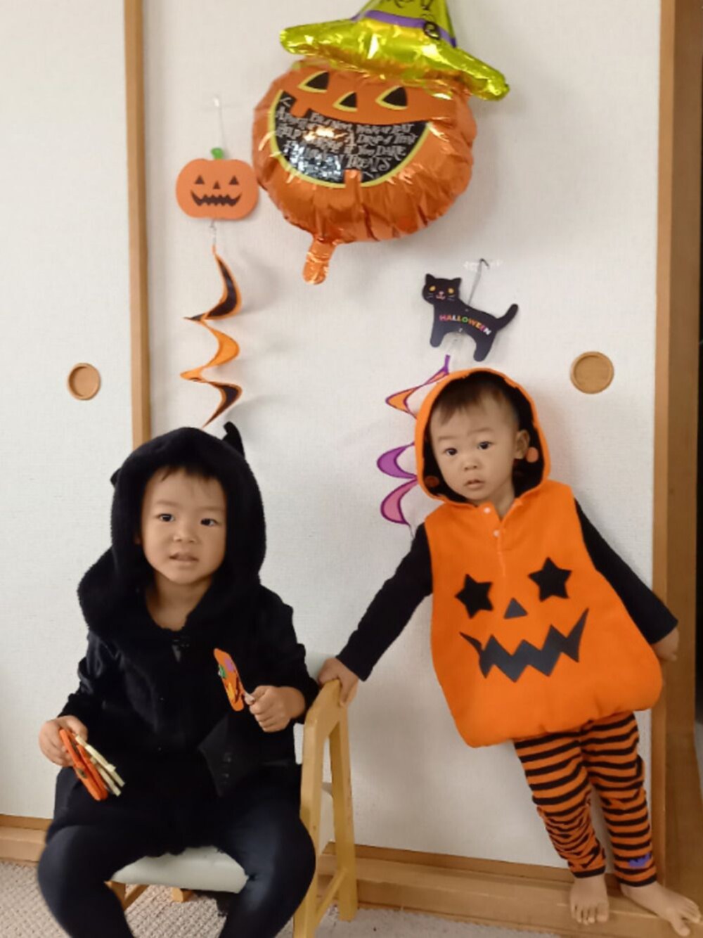 「wearhalloween2020、ハロウィン、ハロウィンコーデ、キッズコーデ」｜「Birthdayのアイテム（トップス、オレンジ系）」を使った、to'n'soさん（キッズ・100cm）の秋コーディネートの1枚目の写真