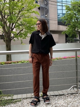 「アイテム（スラックス）」を使った、増田    敬介さん（メンズ・166cm）の春コーディネート