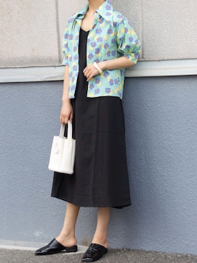 「アイテム（バングル/リストバンド）」を使った、me+emselectさん（レディース・166cm）の春コーディネート