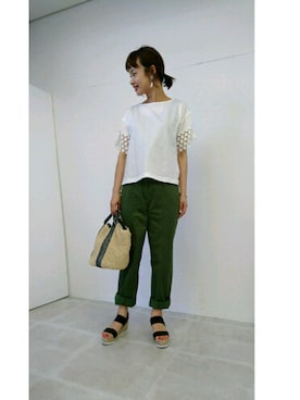 「カーキパンツ」｜さくさん（レディース・161cm）の夏コーディネート