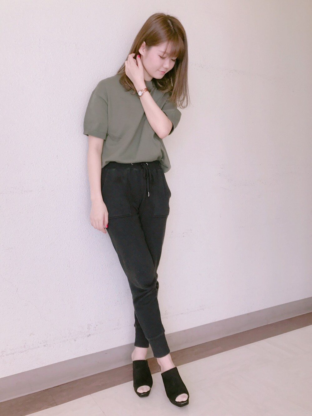 「全身GU、ジェンダーレス、カジュアルコーデ、スウェットパンツ、GU」｜「GUのアイテム（トップス、グリーン系）」を使った、ゆっこさん（レディース・161cm）の春コーディネートの1枚目の写真