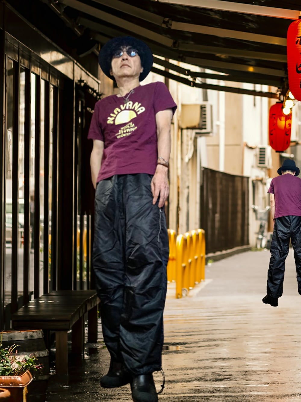 「ブーツ、Tシャツ、ニルバーナ、カーゴパンツ、UNDER COVER、ヒールブーツ、カートコバーン、アンダーカバー、Random Identities」｜「UndercoverismのアンダーカバーのニルバーナのバンＴ（Tシャツ/カットソー、パープル系）」を使った、msg1961さん（メンズ・170cm）の夏コーディネートの1枚目の写真