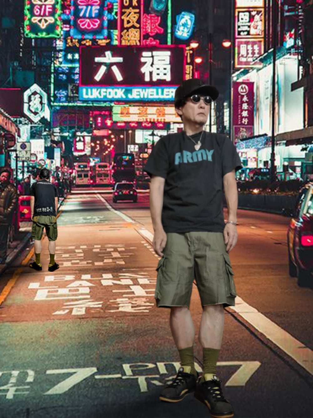 「ショートパンツ、ハーフパンツ、ショーツ、army、黒Tシャツ、キャップ、バックプリント、プリントT、カーゴパンツ、夏だ！Tシャツ着よう！」｜「BILLIONAIRE BOYS CLUBのアイテム（カーゴパンツ、グリーン系）」を使った、msg1961さん（メンズ・170cm）の夏コーディネートの1枚目の写真
