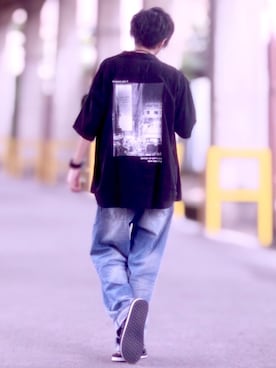 「バックプリント」｜「アイテム（福袋/福箱）」を使った、TJさん（メンズ・177cm）の夏コーディネート