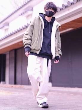 「kutir（クティール）のリバーシブルボアブルゾン（ブルゾン）」を使った、TJさん（メンズ・177cm）の冬コーディネート