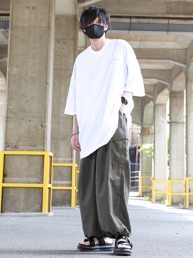 「バックプリント」｜「アイテム（福袋/福箱）」を使った、TJさん（メンズ・177cm）の春コーディネート