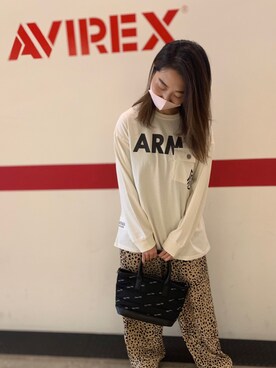 AVIREX 梅田｜TANAKA使用「AVIREX（コンビ アーミーティーシャツ/ COMBI ARMY T-SHIRTS）」的時尚穿搭