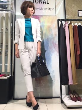 「アイテム（ノーカラージャケット、グレー系）」を使った、NATSUKOさん（レディース・167cm）の夏コーディネート