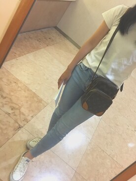 か な や ん ︎︎☺︎さんのコーディネート