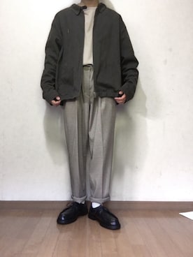「グレージュ」｜「アイテム（ブルゾン）」を使った、yu1104さん（メンズ・170cm）の春コーディネート