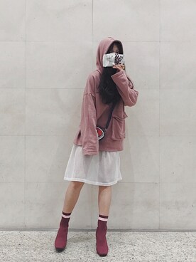 「アイテム（ブーティ、レッド系）」を使った、猫两拍さん（レディース・158cm）の秋コーディネート