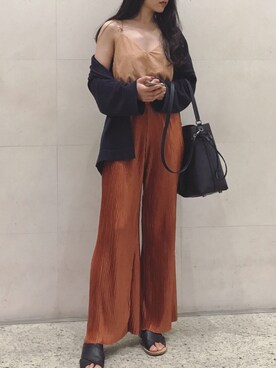 猫两拍さんのコーディネート