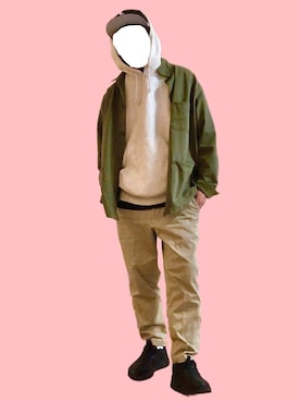 「アイテム（カバーオール）」を使った、TEEさん（メンズ・182cm）の春コーディネート