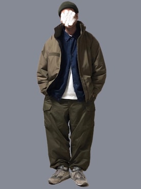 「アイテム（ニットキャップ/ビーニー）」を使った、TEEさん（メンズ・182cm）の冬コーディネート