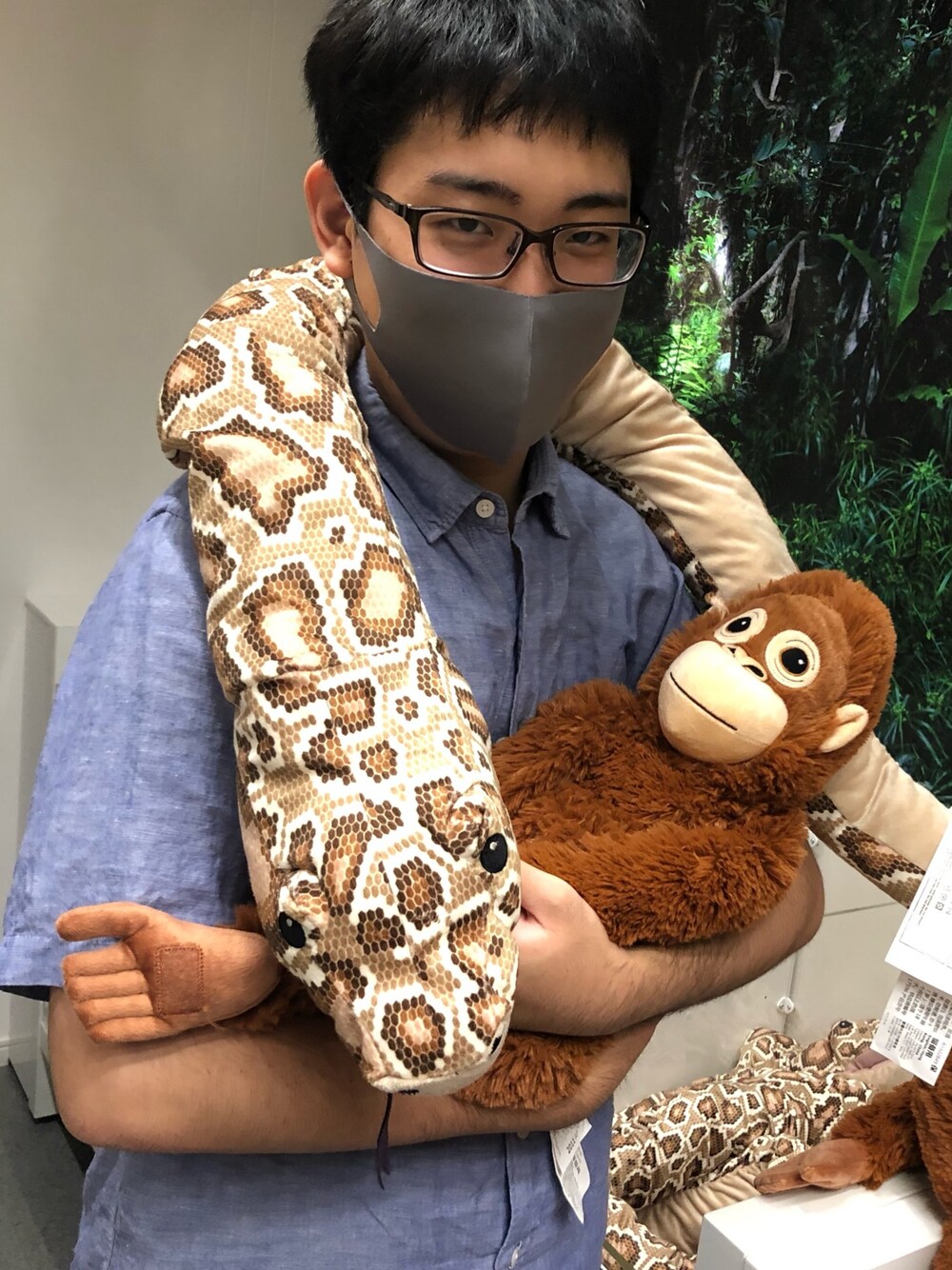 「夏コーデ、デート、アマゾン、休日スタイル、ラフ、彼女にとってもらいました」｜「JINSのアイテム（メガネ、ブラック系）」を使った、ゅぅとさん（メンズ・178cm）の夏コーディネートの1枚目の写真
