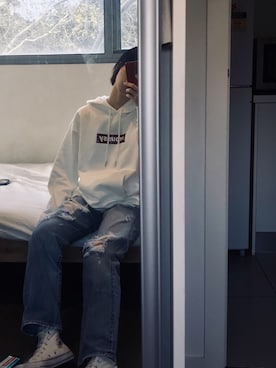 「MOUSSY（マウジー）のアイテム（デニムパンツ、ブルー系）」を使った、gia20さん（レディース・170cm）の秋コーディネート
