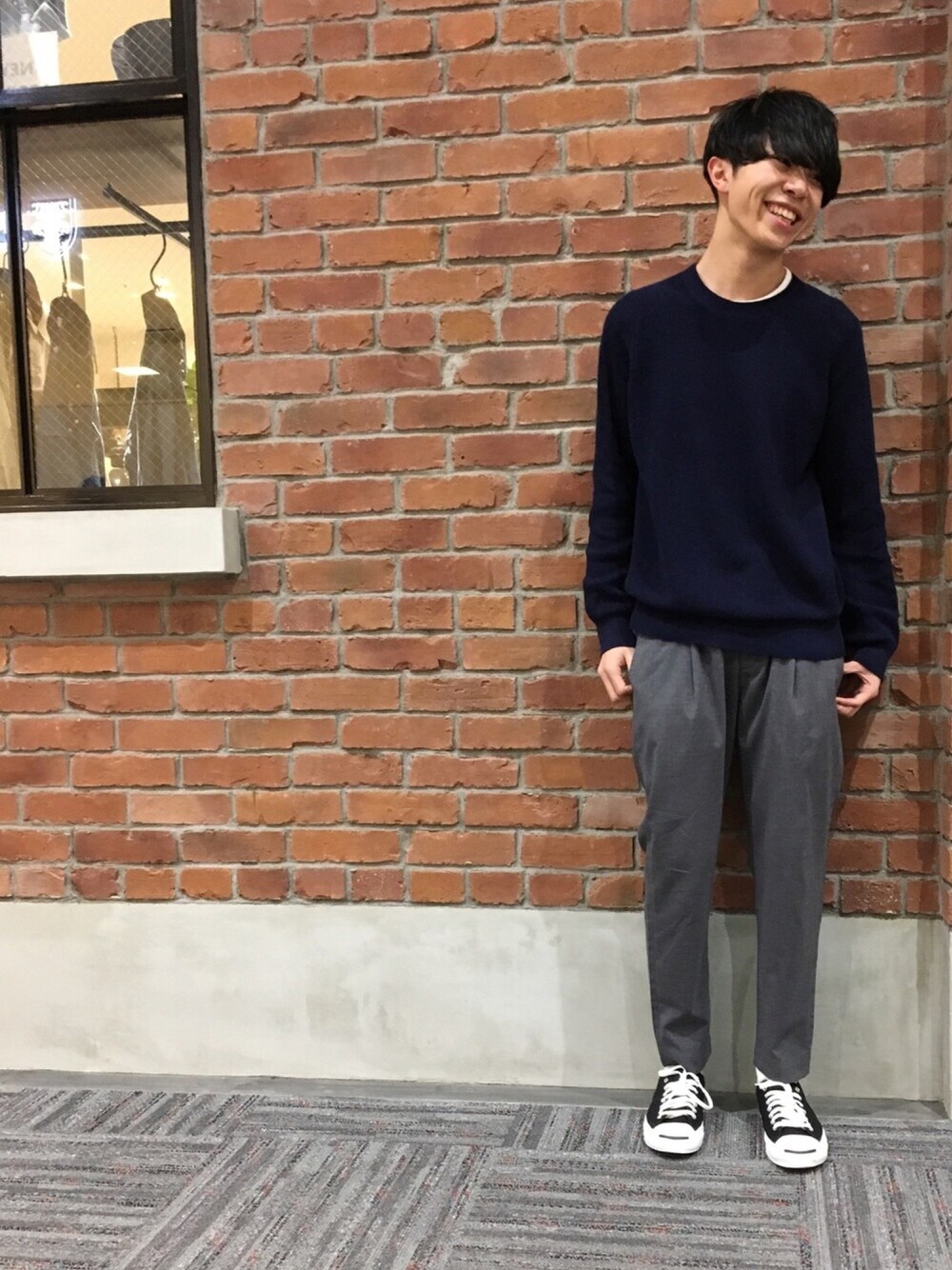「春コーデ、niko and ...、カジュアル、Daniel Wellington、jack purcell、converse」｜「niko and...のプレーティングワッフルプルオーバー【niko and ...】（ニット/セーター、ブルー系）」を使った、だいすけさん（メンズ・178cm）の冬コーディネートの1枚目の写真